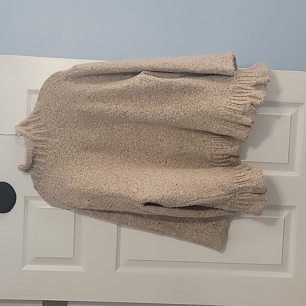 Sweater - Picture 2 of 3